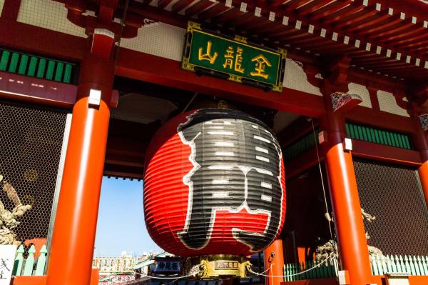 Bị bắt tại chỗ vì cướp chốt cảnh sát Tokyo giữa ban ngày bằng... dao gọt hoa quả Bị bắt tại chỗ vì cướp chốt cảnh sát Tokyo giữa ban ngày bằng... dao gọt hoa quả