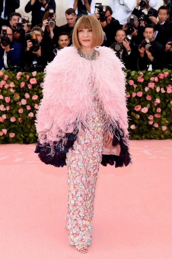 Các sao mặc gì để 'chặt chém' lẫn nhau trên thảm đỏ Met Gala 2019? Các sao mặc gì để 'chặt chém' lẫn nhau trên thảm đỏ Met Gala 2019?