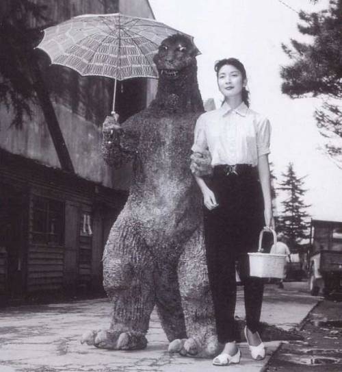 Godzilla – Hành trình 65 năm huyền thoại của Vua quái vật (Phần 1) Godzilla – Hành trình 65 năm huyền thoại của Vua quái vật (Phần 1)