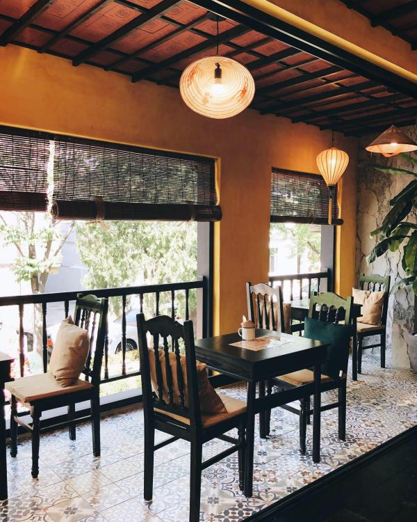 Bánh mì Phượng lừng danh Hội An đã có mặt trên đất Hàn với kiến trúc đậm chất phố cổ Bánh mì Phượng lừng danh Hội An đã có mặt trên đất Hàn với kiến trúc đậm chất phố cổ