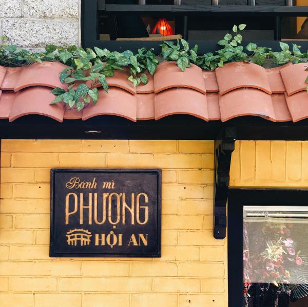 Bánh mì Phượng lừng danh Hội An đã có mặt trên đất Hàn với kiến trúc đậm chất phố cổ Bánh mì Phượng lừng danh Hội An đã có mặt trên đất Hàn với kiến trúc đậm chất phố cổ