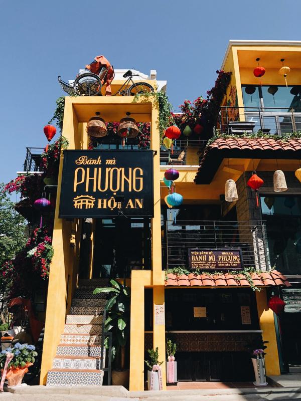 Bánh mì Phượng lừng danh Hội An đã có mặt trên đất Hàn với kiến trúc đậm chất phố cổ Bánh mì Phượng lừng danh Hội An đã có mặt trên đất Hàn với kiến trúc đậm chất phố cổ
