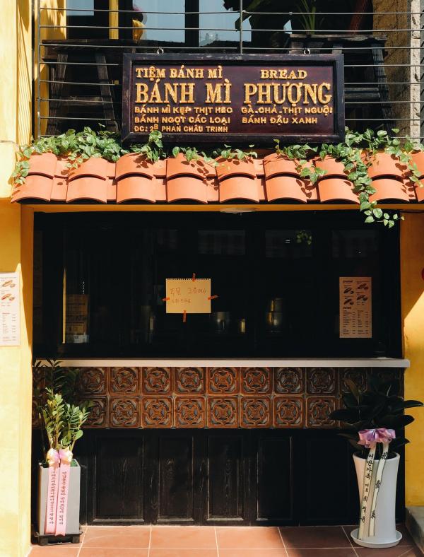 Bánh mì Phượng lừng danh Hội An đã có mặt trên đất Hàn với kiến trúc đậm chất phố cổ Bánh mì Phượng lừng danh Hội An đã có mặt trên đất Hàn với kiến trúc đậm chất phố cổ