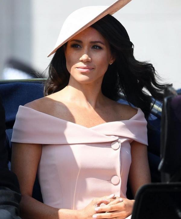 Công nương Meghan Markle - Nàng dâu Mỹ làm đảo lộn quy củ hoàng gia Công nương Meghan Markle - Nàng dâu Mỹ làm đảo lộn quy củ hoàng gia