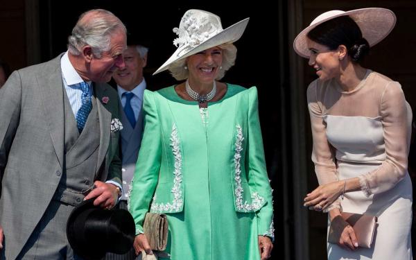 Công nương Meghan Markle - Nàng dâu Mỹ làm đảo lộn quy củ hoàng gia Công nương Meghan Markle - Nàng dâu Mỹ làm đảo lộn quy củ hoàng gia