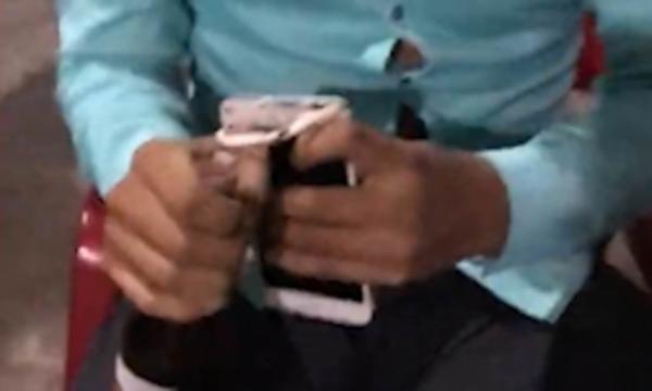 Chàng trai Việt Nam đi đời chiếc iPhone 7plus khi dùng nó để khui bia lên hẳn báo Anh và Đài Loan Chàng trai Việt Nam đi đời chiếc iPhone 7plus khi dùng nó để khui bia lên hẳn báo Anh và Đài Loan
