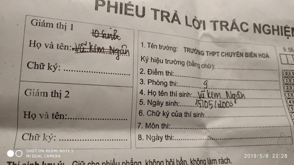 Đối mặt với tờ giấy thi, thí sinh căng thẳng đến nỗi quên luôn tên mình là gì Đối mặt với tờ giấy thi, thí sinh căng thẳng đến nỗi quên luôn tên mình là gì