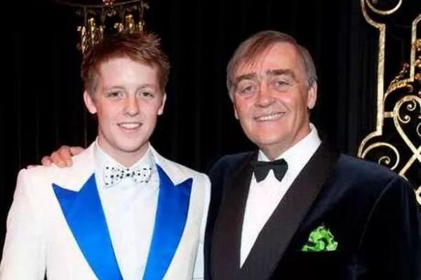 Hugh Grosvenor: 28 tuổi đã là chủ nhân gia tộc giàu nhất nước Anh, đến Nữ hoàng cũng chỉ là người thuê đất của họ Hugh Grosvenor: 28 tuổi đã là chủ nhân gia tộc giàu nhất nước Anh, đến Nữ hoàng cũng chỉ là người thuê đất của họ