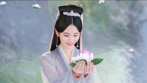 Giải mã 'Cơn sốt Cúc Tịnh Y': Vì sao cô chỉ mất 6 năm đã lên được vị trí nhiều người cả đời mơ ước? Giải mã 'Cơn sốt Cúc Tịnh Y': Vì sao cô chỉ mất 6 năm đã lên được vị trí nhiều người cả đời mơ ước?
