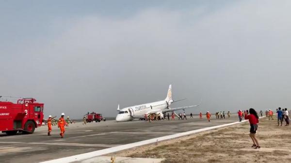 Cơ trưởng thành công hạ cánh máy bay trong tình trạng... không có bánh trước Cơ trưởng thành công hạ cánh máy bay trong tình trạng... không có bánh trước