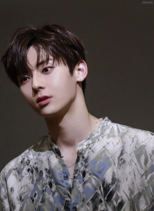 Đã tìm ra 6 'Face Genius - thiên tài gương mặt' trong giới idol nam do 141 thần tượng K-Pop bình chọn Đã tìm ra 6 'Face Genius - thiên tài gương mặt' trong giới idol nam do 141 thần tượng K-Pop bình chọn