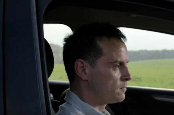 'Black Mirror' mùa 5 sắp trình làng: Tấm gương đen sẽ soi những bí mật đen tối, kinh dị nào đây? 'Black Mirror' mùa 5 sắp trình làng: Tấm gương đen sẽ soi những bí mật đen tối, kinh dị nào đây?