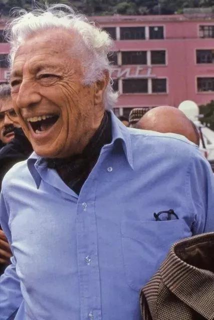 Cuộc đời huyền thoại của Gianni Agnelli - Ông vua không ngai và 'Bố già' nổi tiếng nhất của nước Ý Cuộc đời huyền thoại của Gianni Agnelli - Ông vua không ngai và 'Bố già' nổi tiếng nhất của nước Ý