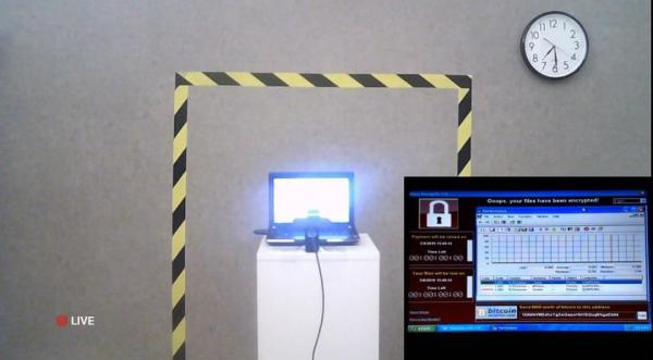 Chiếc máy tính chứa 6 loại virus nguy hiểm nhất thế giới sắp được bán đấu giá Chiếc máy tính chứa 6 loại virus nguy hiểm nhất thế giới sắp được bán đấu giá