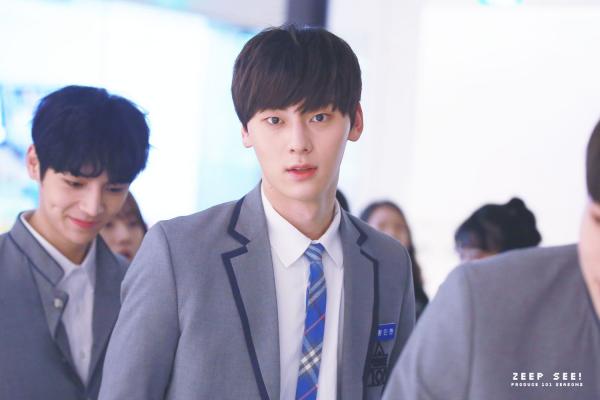 Năm ấy Hwang Min Hyun được cả Produce 101 theo đuổi, năm nay có một trainee bị cả Produce X xua đuổi! Năm ấy Hwang Min Hyun được cả Produce 101 theo đuổi, năm nay có một trainee bị cả Produce X xua đuổi!