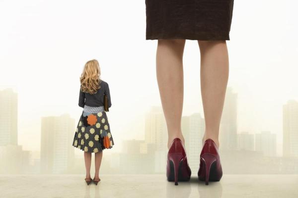 Mặc cảm thấp kém: Hội chứng khi bạn thấy 'Mình không bằng con nhà người ta’ Mặc cảm thấp kém: Hội chứng khi bạn thấy 'Mình không bằng con nhà người ta’