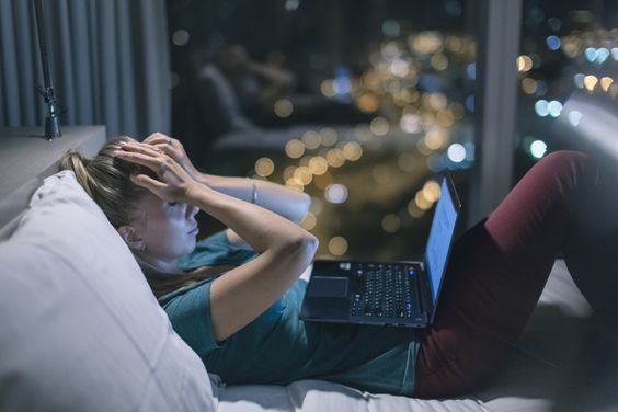 Mặc cảm thấp kém: Hội chứng khi bạn thấy 'Mình không bằng con nhà người ta’ Mặc cảm thấp kém: Hội chứng khi bạn thấy 'Mình không bằng con nhà người ta’