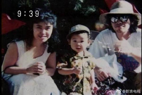 Nguyên mẫu phim 'Thơ Ngây': Nhân sinh nếu có thêm kỳ tích để Tương Cầm sống mãi bên Trực Thụ Nguyên mẫu phim 'Thơ Ngây': Nhân sinh nếu có thêm kỳ tích để Tương Cầm sống mãi bên Trực Thụ