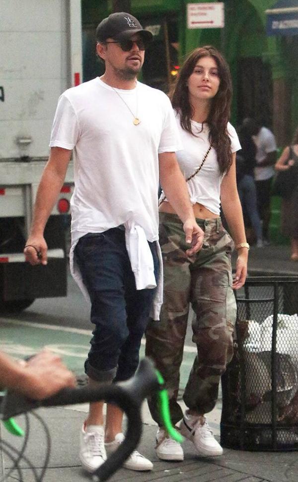 Siêu sao như Leonardo DiCaprio mà vẫn phải lo chuyện 'sống ảo' cho bạn gái Siêu sao như Leonardo DiCaprio mà vẫn phải lo chuyện 'sống ảo' cho bạn gái