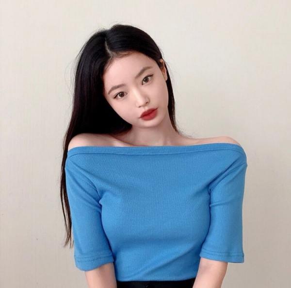 Xứ Hàn dậy sóng vì 'bản sao' BLACKPINK Jennie: Má bánh bao và mắt mèo xinh hệt chính chủ! Xứ Hàn dậy sóng vì 'bản sao' BLACKPINK Jennie: Má bánh bao và mắt mèo xinh hệt chính chủ!