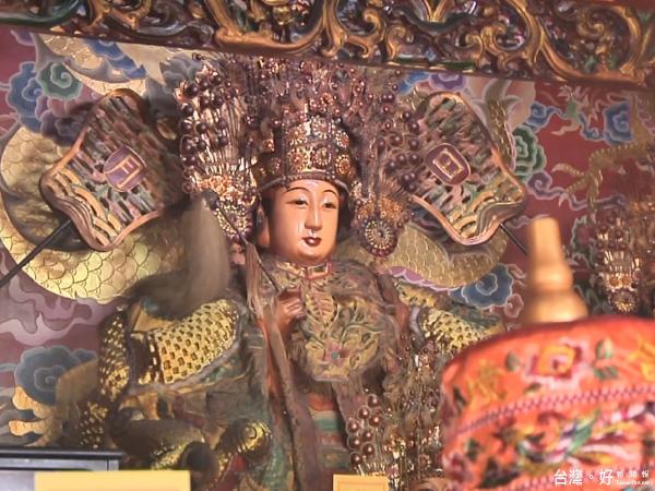 Vương Mẫu và Ngọc Đế: Hoá ra bao nhiêu năm nay chúng ta đều đã hiểu nhầm quan hệ giữa họ Vương Mẫu và Ngọc Đế: Hoá ra bao nhiêu năm nay chúng ta đều đã hiểu nhầm quan hệ giữa họ