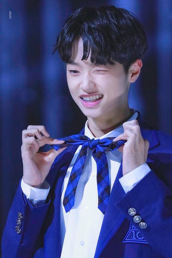 Netizen Hàn mệt mỏi, muốn bỏ xem Produce X 101 vì center 18 tuổi liên tục làm aegyo quá lố Netizen Hàn mệt mỏi, muốn bỏ xem Produce X 101 vì center 18 tuổi liên tục làm aegyo quá lố