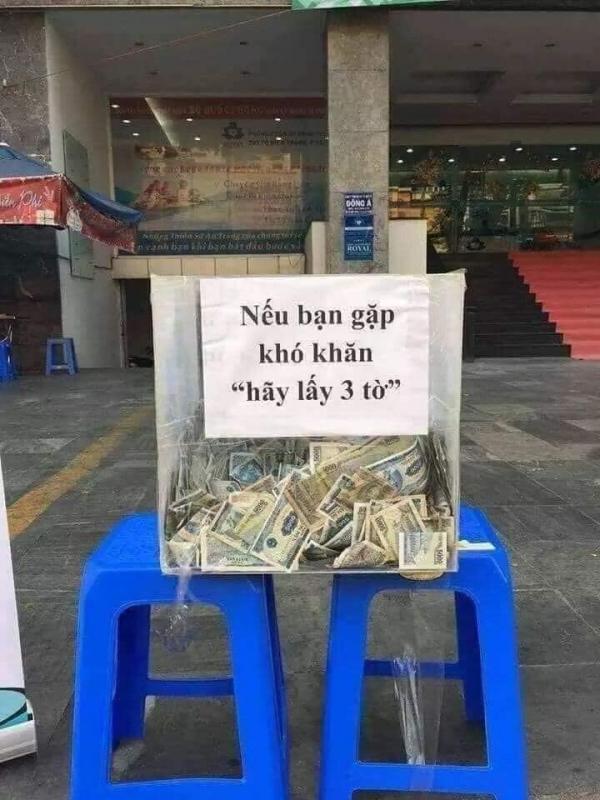 Đâu đó giữa Sài Gòn, chúng ta sẽ vô tình va phải những thông điệp dễ thương muốn xỉu thế này đây Đâu đó giữa Sài Gòn, chúng ta sẽ vô tình va phải những thông điệp dễ thương muốn xỉu thế này đây