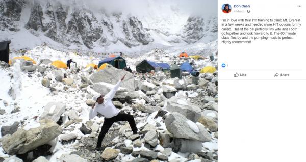 Người chinh phục Everest không may qua đời vì... tắc đường trên đỉnh núi Người chinh phục Everest không may qua đời vì... tắc đường trên đỉnh núi