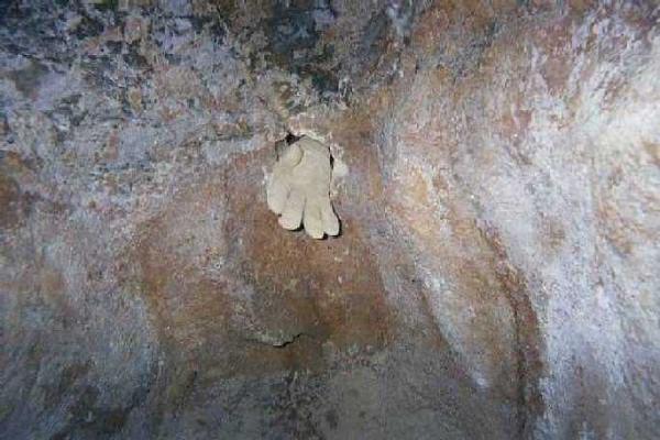 40 câu chuyện creepypasta nổi da gà nhất từng được kể (Phần cuối) 40 câu chuyện creepypasta nổi da gà nhất từng được kể (Phần cuối)