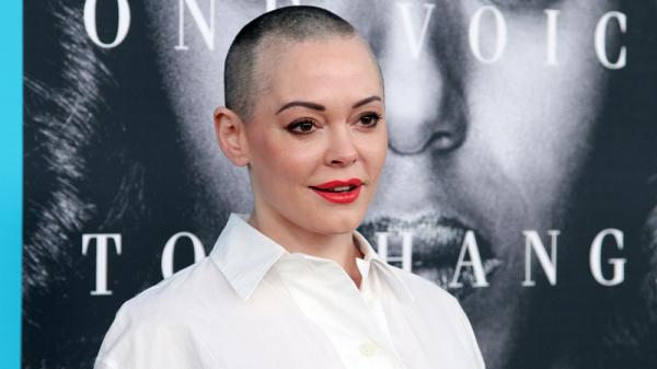 Cuộc đời 'drama' như kịch bản phim của 9 ngôi sao Hollywood Cuộc đời 'drama' như kịch bản phim của 9 ngôi sao Hollywood