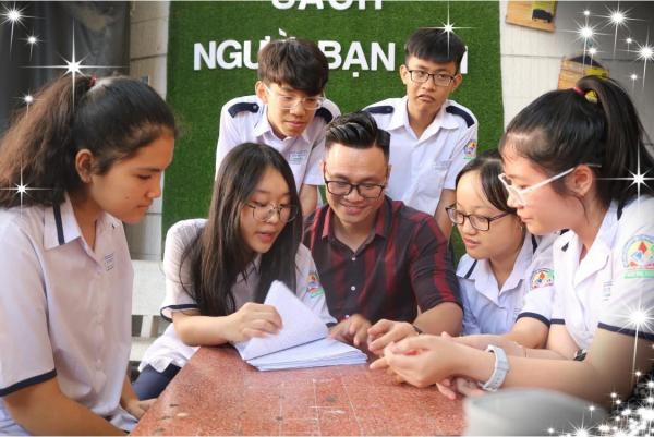 6 bài tập hè của thầy giáo trường Bùi Thị Xuân khiến cả học sinh và phụ huynh đều rơi nước mắt 6 bài tập hè của thầy giáo trường Bùi Thị Xuân khiến cả học sinh và phụ huynh đều rơi nước mắt