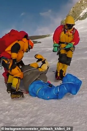 Số lượng người bỏ mạng trên đỉnh Everest đạt kỷ lục, chính phủ Nepal không có ý định hạn chế giấy phép leo núi Số lượng người bỏ mạng trên đỉnh Everest đạt kỷ lục, chính phủ Nepal không có ý định hạn chế giấy phép leo núi