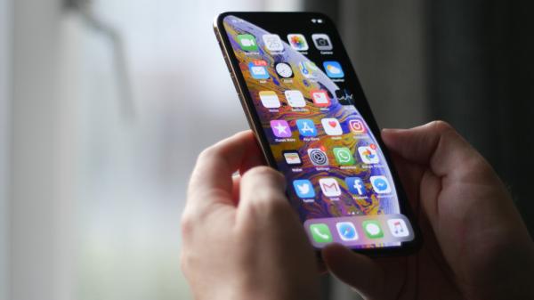 Có phải bạn đang bị iPhone 'lấy mất' thông tin cá nhân? Có phải bạn đang bị iPhone 'lấy mất' thông tin cá nhân?