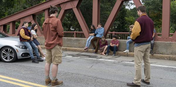 'The Society': Cha mẹ đột nhiên biến mất, thị trấn bị cô lập, đám trẻ trung học phải làm sao? 'The Society': Cha mẹ đột nhiên biến mất, thị trấn bị cô lập, đám trẻ trung học phải làm sao?