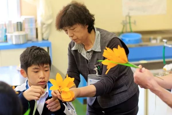 Ngôi trường Nhật Bản chỉ có một học sinh, ngày cậu trai tốt nghiệp cũng là ngày trường đóng cửa Ngôi trường Nhật Bản chỉ có một học sinh, ngày cậu trai tốt nghiệp cũng là ngày trường đóng cửa