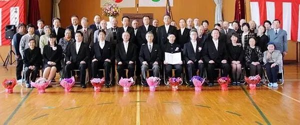 Ngôi trường Nhật Bản chỉ có một học sinh, ngày cậu trai tốt nghiệp cũng là ngày trường đóng cửa Ngôi trường Nhật Bản chỉ có một học sinh, ngày cậu trai tốt nghiệp cũng là ngày trường đóng cửa
