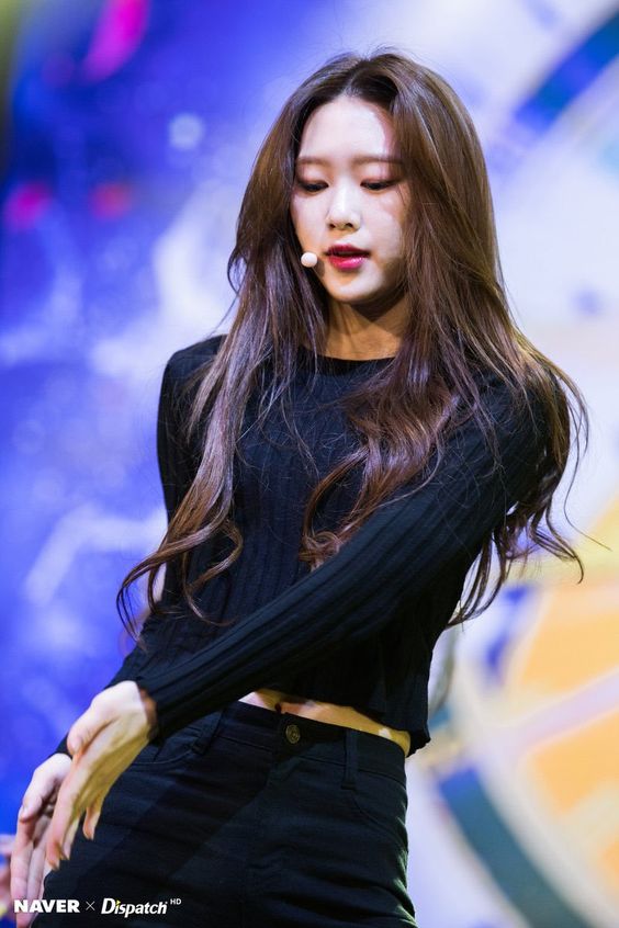 Một nữ idol nổi rần rần nhờ câu trả lời cực ngầu khi bị fan nam kém duyên bắt gọi 'Oppa' Một nữ idol nổi rần rần nhờ câu trả lời cực ngầu khi bị fan nam kém duyên bắt gọi 'Oppa'