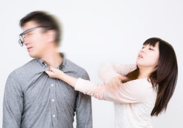 Nhật cảnh báo các kiểu quấy rối phụ nữ phổ biến trên tàu điện ngầm, nhiều kiểu cực kì biến thái Nhật cảnh báo các kiểu quấy rối phụ nữ phổ biến trên tàu điện ngầm, nhiều kiểu cực kì biến thái