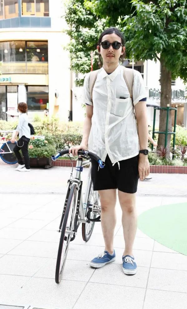 37 năm thời trang đường phố Tokyo làm kinh ngạc thế giới 1980 - 2017 (P2) 37 năm thời trang đường phố Tokyo làm kinh ngạc thế giới 1980 - 2017 (P2)