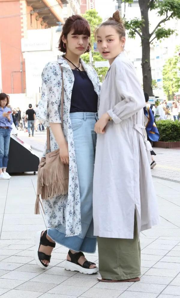37 năm thời trang đường phố Tokyo làm kinh ngạc thế giới 1980 - 2017 (P2) 37 năm thời trang đường phố Tokyo làm kinh ngạc thế giới 1980 - 2017 (P2)
