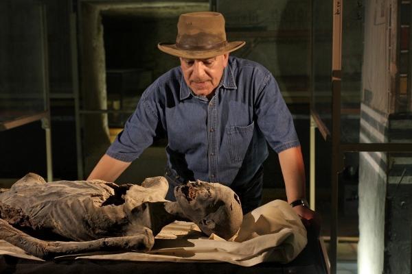Bí ẩn xác ướp Ai Cập: Liệu lời nguyền từ lăng mộ Pharaoh Tutankhamun có thật sự tồn tại? Bí ẩn xác ướp Ai Cập: Liệu lời nguyền từ lăng mộ Pharaoh Tutankhamun có thật sự tồn tại?