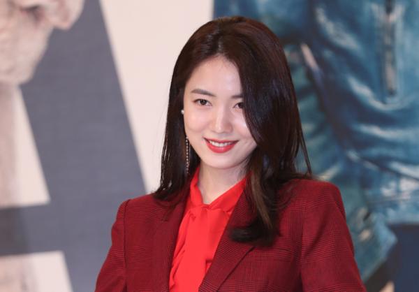 Nếu hỏi người phụ nữ nào bị ghét nhất showbiz Hàn, những 'chị Đẹp' này sẽ không ai nhường ai Nếu hỏi người phụ nữ nào bị ghét nhất showbiz Hàn, những 'chị Đẹp' này sẽ không ai nhường ai