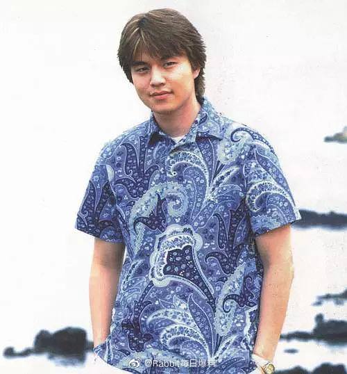 Nhật kí thời thơ bé của Lee Dong Wook bất ngờ được 'đào mộ', dân tình đau tim vì quá dễ thương Nhật kí thời thơ bé của Lee Dong Wook bất ngờ được 'đào mộ', dân tình đau tim vì quá dễ thương