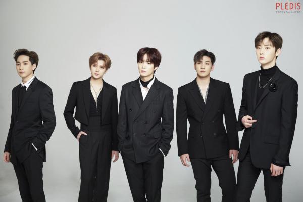 Sasaeng fan nổi tiếng nguy hiểm của Minhyun công khai tuyển 'bạn đồng hành' người Việt Sasaeng fan nổi tiếng nguy hiểm của Minhyun công khai tuyển 'bạn đồng hành' người Việt