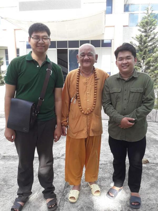 Sư thầy được gọi là Phật Di Lặc tái thế vì gương mặt phúc hậu, hiền lành Sư thầy được gọi là Phật Di Lặc tái thế vì gương mặt phúc hậu, hiền lành