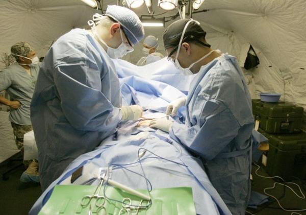 Đằng sau câu nói đùa 'Bán thận kiếm tiền' là thực trạng săn cướp nội tạng dã man cho thị trường chợ đen Đằng sau câu nói đùa 'Bán thận kiếm tiền' là thực trạng săn cướp nội tạng dã man cho thị trường chợ đen