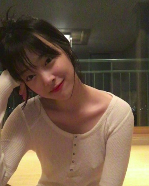 Sulli đáp trả 'cực gắt' loạt bình luận ác ý về việc không mặc áo ngực và tin đồn chơi thuốc Sulli đáp trả 'cực gắt' loạt bình luận ác ý về việc không mặc áo ngực và tin đồn chơi thuốc