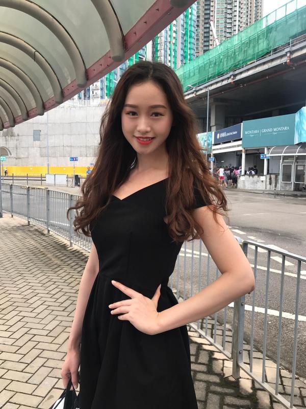 Hoa hậu Hong Kong 2019: Thí sinh đến báo danh tấp nập, nhiều nhan sắc khiến người xem 'cạn lời' Hoa hậu Hong Kong 2019: Thí sinh đến báo danh tấp nập, nhiều nhan sắc khiến người xem 'cạn lời'