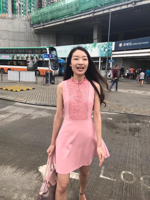 Hoa hậu Hong Kong 2019: Thí sinh đến báo danh tấp nập, nhiều nhan sắc khiến người xem 'cạn lời' Hoa hậu Hong Kong 2019: Thí sinh đến báo danh tấp nập, nhiều nhan sắc khiến người xem 'cạn lời'