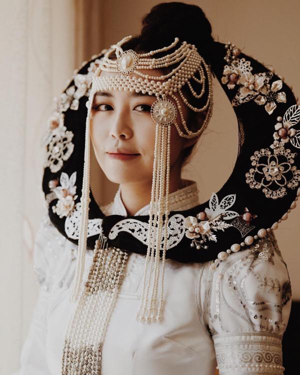 Ngắm nhìn các cô dâu trên khắp thế giới lộng lẫy trong ngày cưới Ngắm nhìn các cô dâu trên khắp thế giới lộng lẫy trong ngày cưới